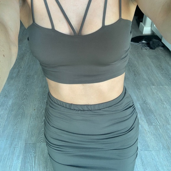 boutique green body con set - Picture 3 of 4